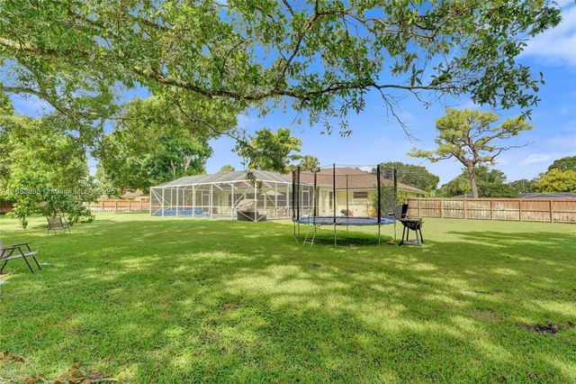 1021 Grandview Blvd, Fort Pierce, FL 34982