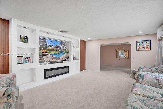 1021 Grandview Blvd, Fort Pierce, FL 34982