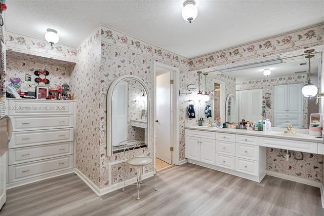 1021 Grandview Blvd, Fort Pierce, FL 34982