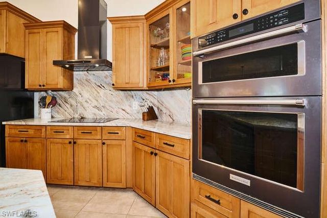 21067 Saint Peters DR, Fort Myers Beach, FL 33931
