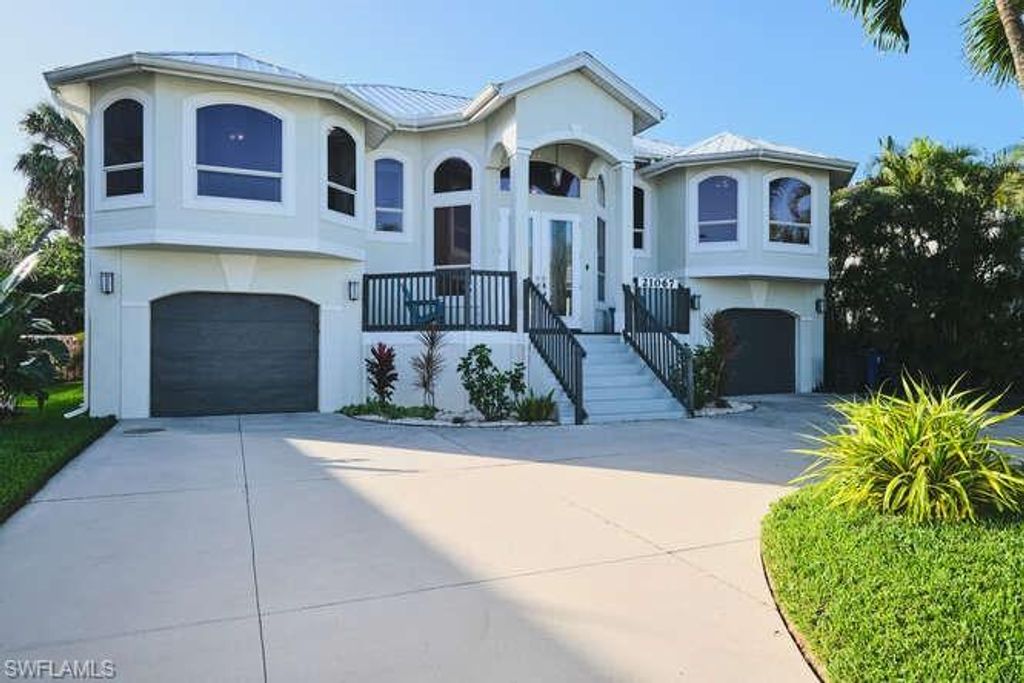 21067 Saint Peters DR, Fort Myers Beach, FL 33931