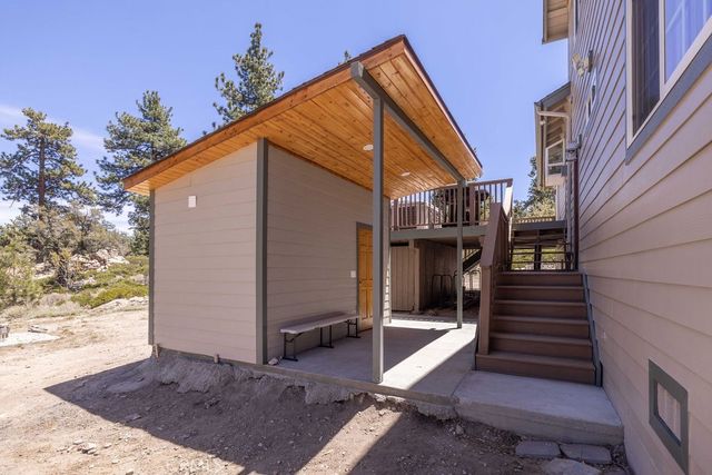 43942 Rainbow Lane, Angelus Oaks, CA 92305