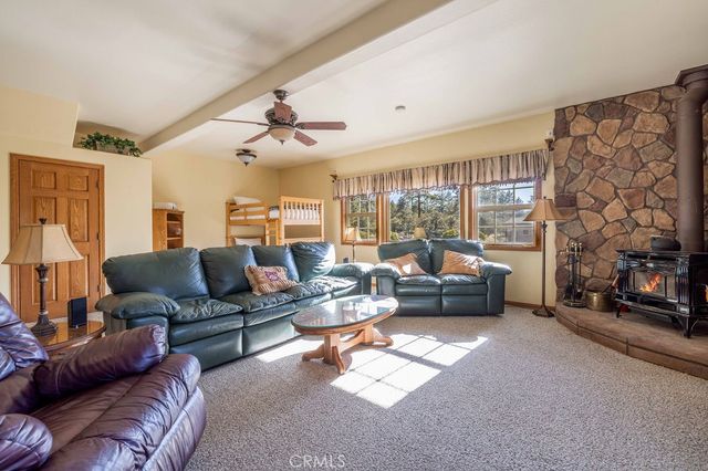 43942 Rainbow Lane, Angelus Oaks, CA 92305