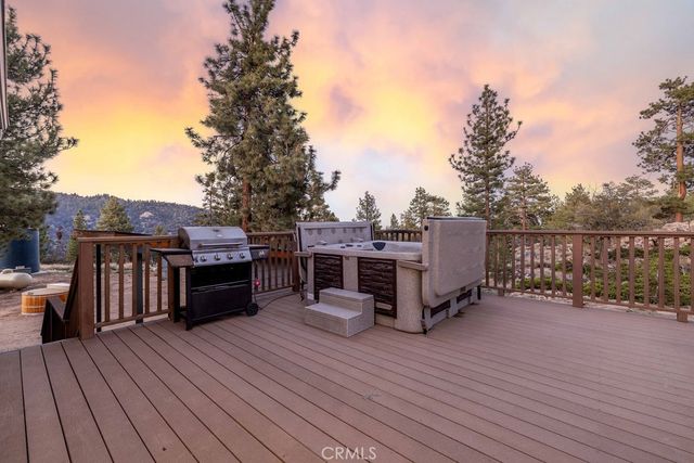 43942 Rainbow Lane, Angelus Oaks, CA 92305