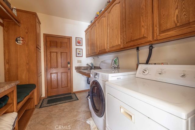 43942 Rainbow Lane, Angelus Oaks, CA 92305