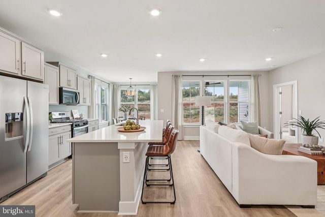 121 HYDRANGEA WAY, Winchester, VA 22602