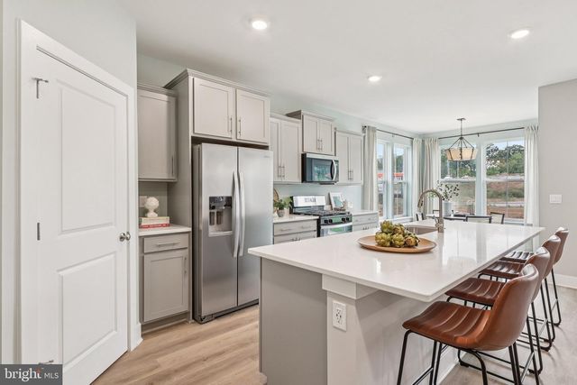 121 HYDRANGEA WAY, Winchester, VA 22602