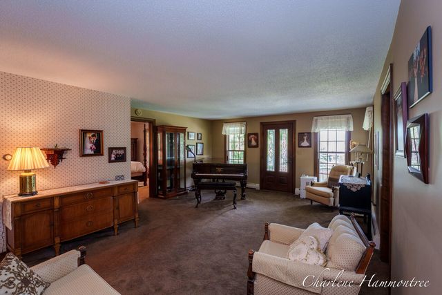 9111 Summit Avenue Ne, Algoma Twp, MI 49341