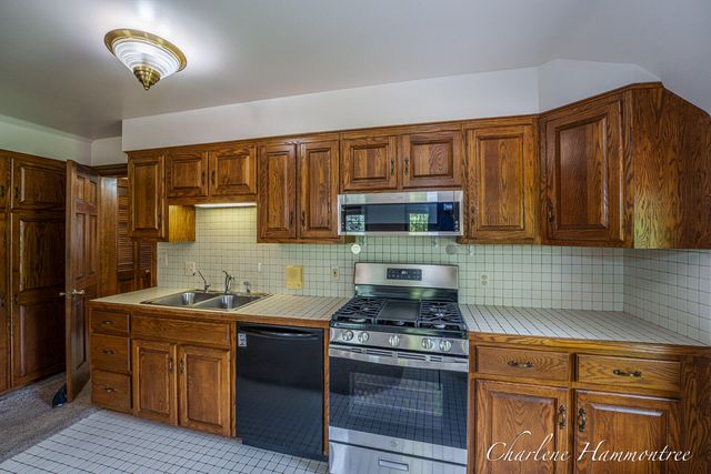 9111 Summit Avenue Ne, Algoma Twp, MI 49341