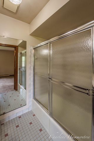 9111 Summit Avenue Ne, Algoma Twp, MI 49341