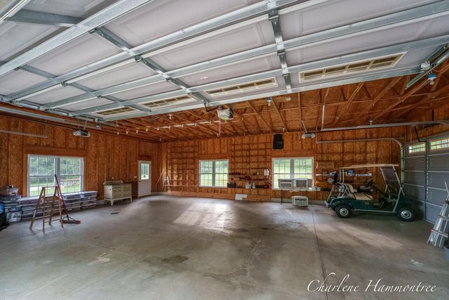 9111 Summit Avenue Ne, Algoma Twp, MI 49341