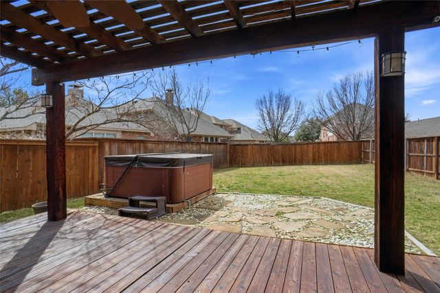 331 Granger Circle, Argyle, TX 76226