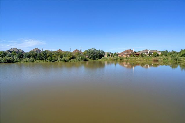 331 Granger Circle, Argyle, TX 76226