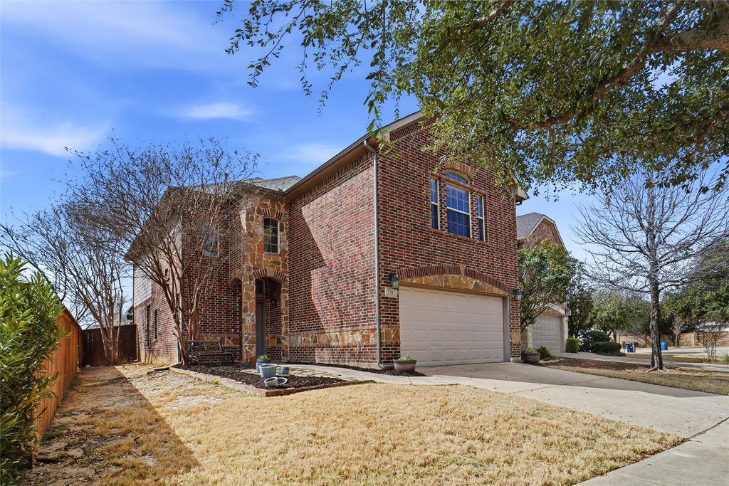 331 Granger Circle, Argyle, TX 76226