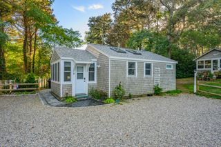 82 Shore Road UNIT 8, Truro, MA 02666