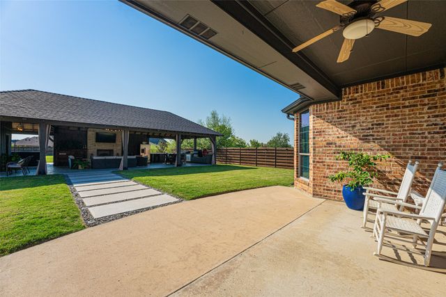 18198 Langford Lane, Talty, TX 75126