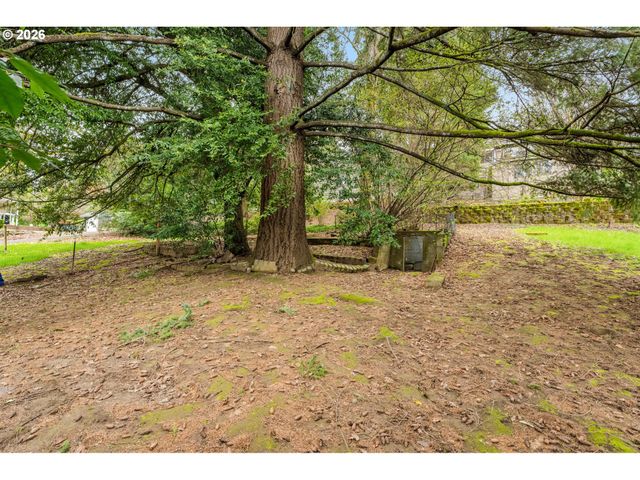 1408 PINE St, Lake Oswego, OR 97034