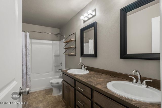 4822 N Feldspar Circle, Wasilla, AK 99654