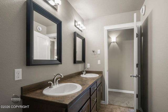 4822 N Feldspar Circle, Wasilla, AK 99654