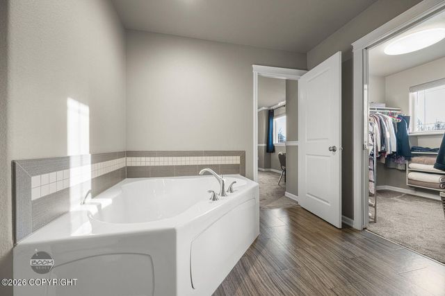 4822 N Feldspar Circle, Wasilla, AK 99654