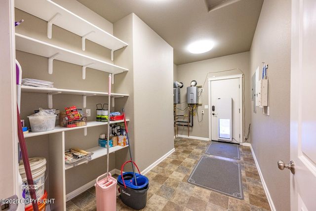 4822 N Feldspar Circle, Wasilla, AK 99654