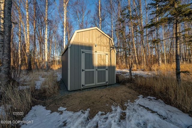 4822 N Feldspar Circle, Wasilla, AK 99654