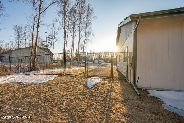 4822 N Feldspar Circle, Wasilla, AK 99654