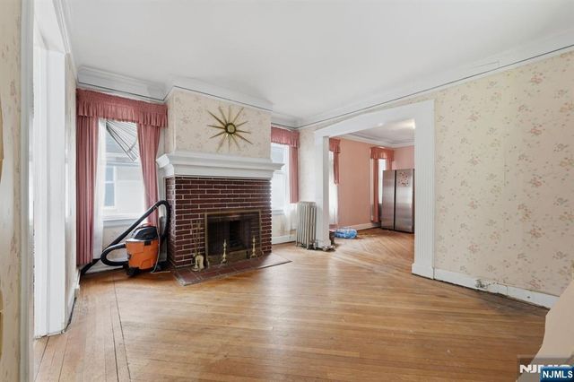 53 Sunnyside Terrace, East Orange, NJ 07018