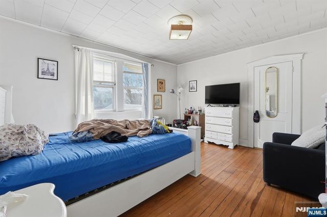 53 Sunnyside Terrace, East Orange, NJ 07018