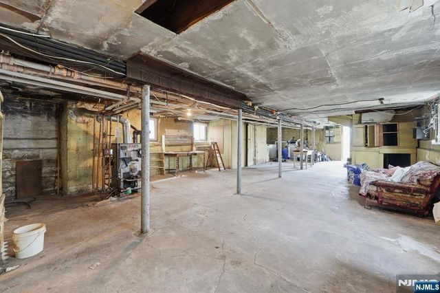 53 Sunnyside Terrace, East Orange, NJ 07018