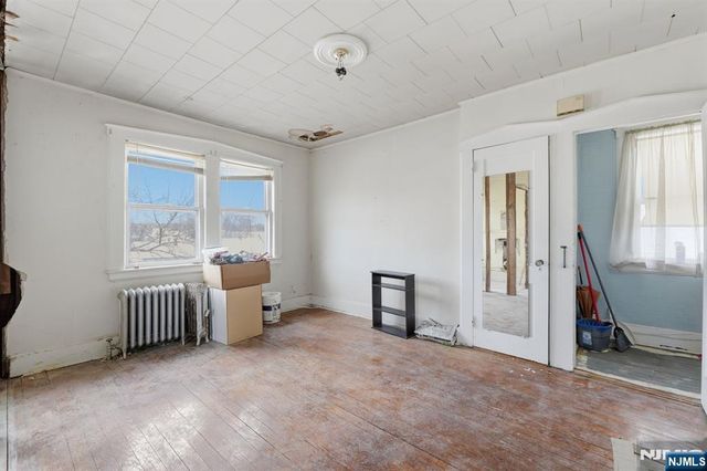 53 Sunnyside Terrace, East Orange, NJ 07018