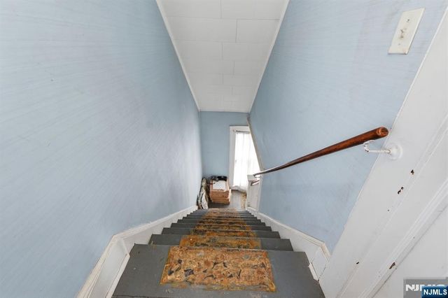 53 Sunnyside Terrace, East Orange, NJ 07018