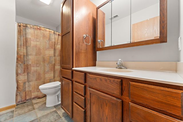 2549 N Lakeshore Drive, Crown Point, IN 46307