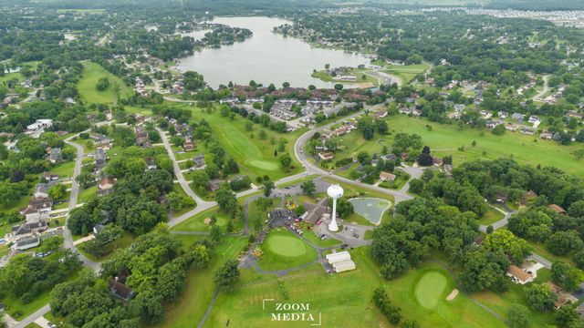 2549 N Lakeshore Drive, Crown Point, IN 46307