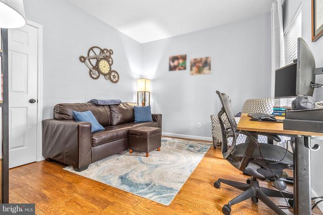 1085 FOREST LN, Glen Mills, PA 19342
