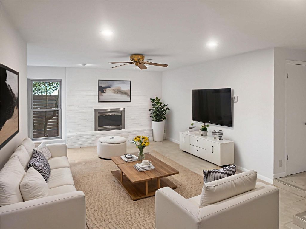 11802 Highland Oaks TRL, Austin, TX 78759