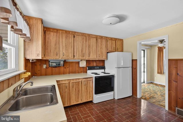 2016 N TROOPER RD, Norristown, PA 19403