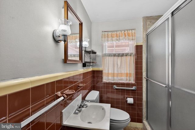 2016 N TROOPER RD, Norristown, PA 19403