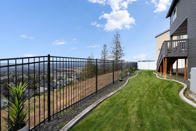 10571 N PAIUTE Dr, Spokane, WA 99208