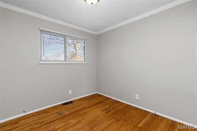 725 Pelican Lane, Florissant, MO 63031