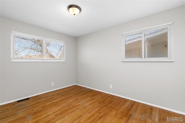 725 Pelican Lane, Florissant, MO 63031