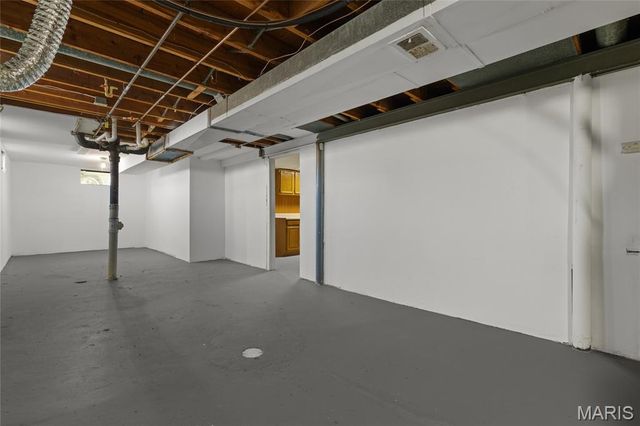 725 Pelican Lane, Florissant, MO 63031