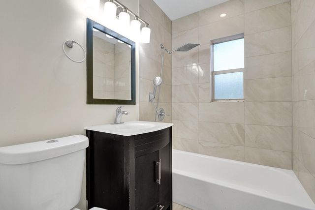 131 NE 51st Court, Oakland Park, FL 33334