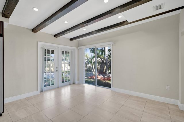 131 NE 51st Court, Oakland Park, FL 33334