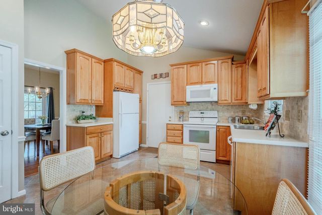 13385 POINT RIDER LN, Herndon, VA 20171