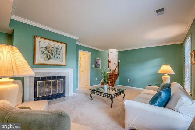 13385 POINT RIDER LN, Herndon, VA 20171