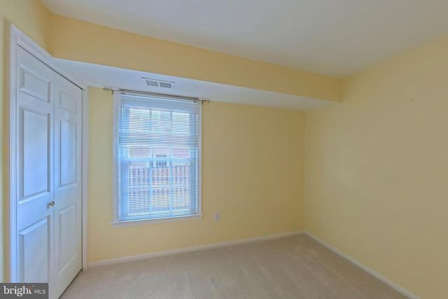 13385 POINT RIDER LN, Herndon, VA 20171