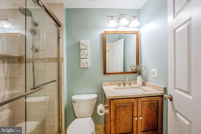 13385 POINT RIDER LN, Herndon, VA 20171