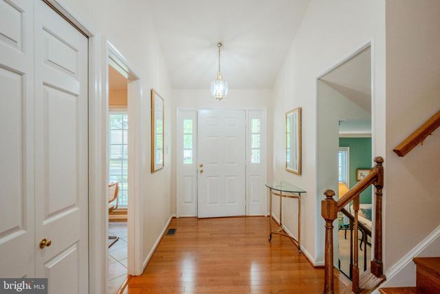 13385 POINT RIDER LN, Herndon, VA 20171