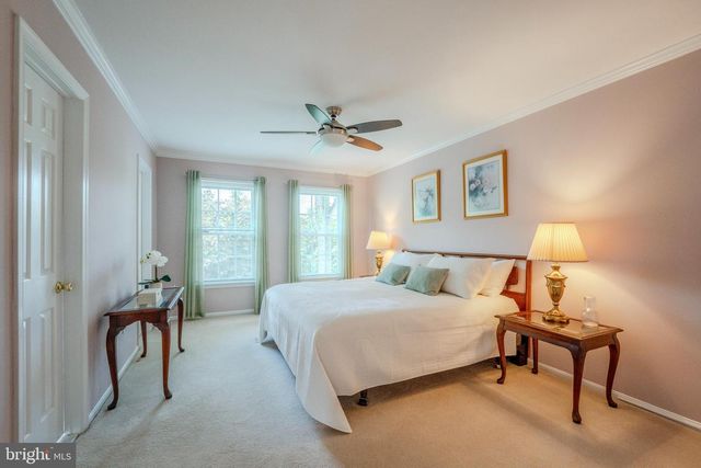 13385 POINT RIDER LN, Herndon, VA 20171